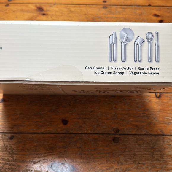 NIB Caraway Gadgets set - Picture 5 of 6